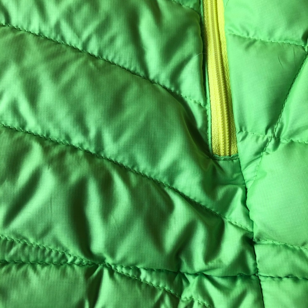 SOLD🏔 W’s Patagonia Down Sweater Vest 🏔 - Picture 6 of 10